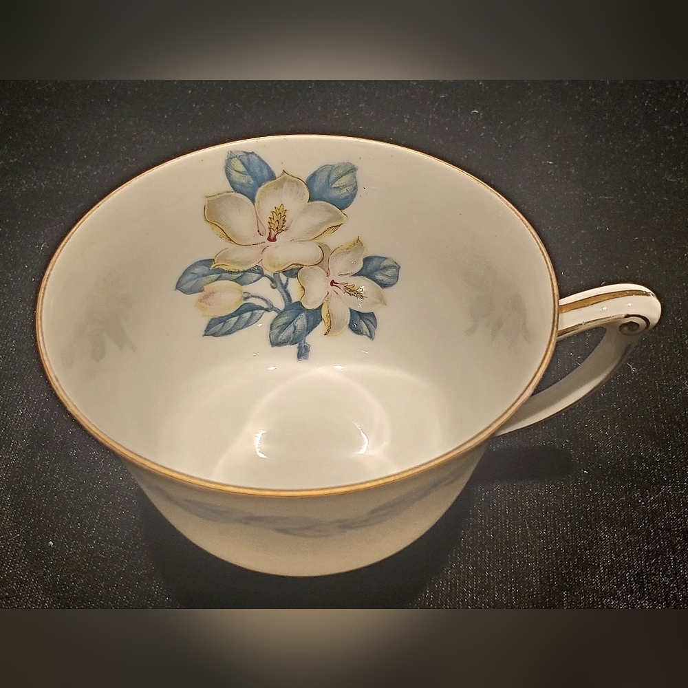 Narumi China 'Magnolia' design - Occupied Japan Blue Leaves Tea Cup